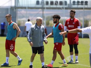 Sivasspor’da Kasımpaşa Mesaisi Sürüyor