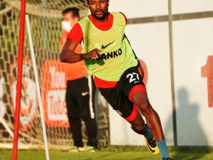 Gaziantep Fk’da Twumasi Şoku