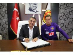 Eskişehirspor Kaleci Boffin İle Sözleşme Yeniledi