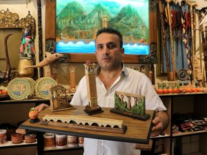 Ahşap, Onun Elinde Sanat Eserine Dönüşüyor