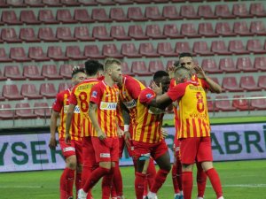 Kayserispor 7 Sezon Sonra Beşiktaş’ı Yendi