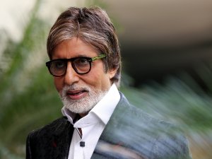 Hint Sinemasının Ünlü İsmi Amitabh Bachchan Korona Virüse Yakalandı