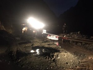 Artvin’de Sele Kapılan Bir Kişi Kalp Krizi Geçirerek Hayatını Kaybetti