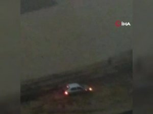 Yusufeli Barajı Şantiyesinde Sel Ve Heyelan Böyle Görüntülendi