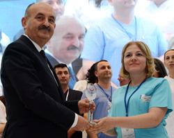 Rize'de Yılın Hemşiresi Semra Erşahin Seçildi