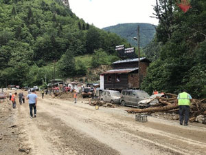 Rize-Erzurum Kara Yolu Ulaşıma Açıldı