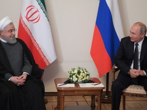 İran Cumhurbaşkanı Ruhani, Putin İle Nükleer Anlaşmayı Görüştü