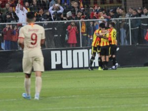 Göz Göz, İstanbul’da Galibiyet Arıyor