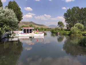 Hayalini Gerçekleştirip Köyüne Doğal Yaşam Alanı Kazandırdı