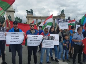 Budapeşte’de Ermenistan’ın Saldırıları Protesto Edildi