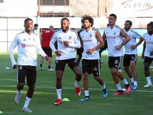 Beşiktaş’ın Fenerbahçe Maçı Kamp Kadrosu Belli Oldu