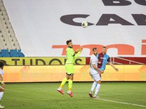 Süper Lig: Trabzonspor: 1- İttifak Holding Konyaspor: 0 (Maç Devam Ediyor)