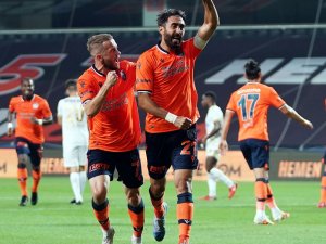 Başakşehir’de Şampiyonluk Golü Mahmut Tekdemir’den