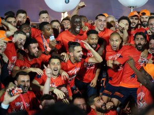 Son Düdükle Başakşehir’de Büyük Coşku