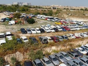 Milyonluk Araçlar Çürüyor