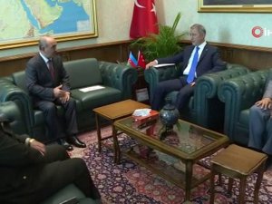 Bakan Akar O İsimleri Makamında Ağırladı