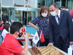 Pandemi Koşullarına Özel Dünya Satranç Günü Kutlaması