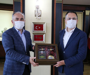 Rize Vali Yardımcısı Dalkıran'dan Başkan Metin'e Veda Ziyareti