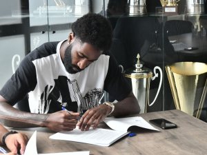 Panathinaikos, Howard Sant-roos’u Transfer Etti