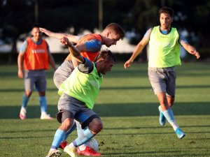 Trabzonspor, Eddie Newton Yönetiminde Çalıştı