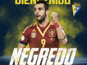 Alvaro Negredo Resmen Cadiz’de