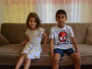 Minik Nazenin’in Feryadı: "Abimin Ölmesini İstemiyorum Yardım Eder Misiniz"