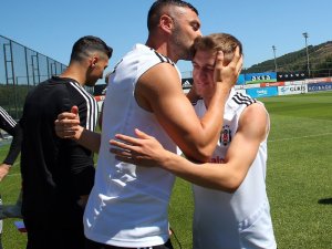 Burak Yılmaz Takımla Vedalaştı