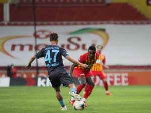 Süper Lig: Kayserispor: 0 - Trabzonspor: (İlk Yarı)