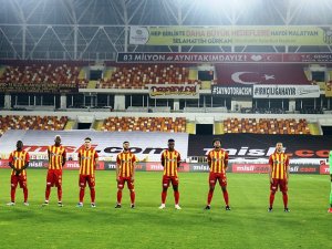 Süper Lig: Yeni Malatyaaspor: 0 - Gaziantep Fk: 0 (İlk Yarı)