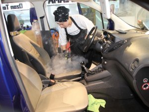 Hobi Olarak Başladı, Profesyonel Detaylı Araç Temizliğinde Takdir Topluyor