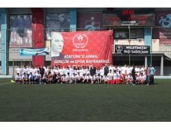 Trabzon'da Özel Sporcular Sahaya İndi