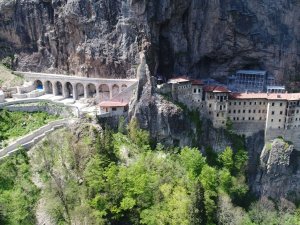 Restorasyonu 5 Yıl Süren Sümela Manastırı Yarın Ziyarete Açılıyor