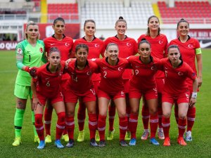 A Milli Kadın Futbol Takımı’nın Hazırlık Kampı Aday Kadrosu Açıklandı