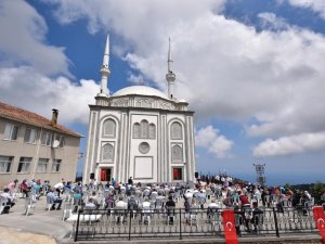 Sultan Alparslan Camii İbadete Açıldı