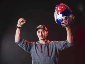 Toprak Razgatlıoğlu Superbike Dönüşünü Podyumla Yaptı