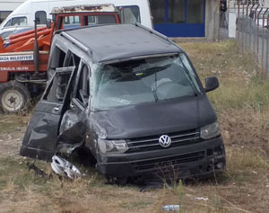 Samsun'da minibüs devrildi: 12 yaralı