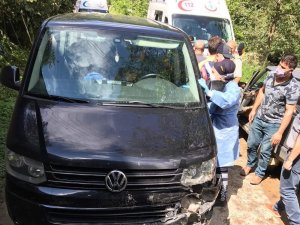 Trabzon’da Trafik Kazası: 4 Yaralı