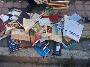 Samsun’da Kur’an Ve Dini Kitaplar Çöpe Atıldı