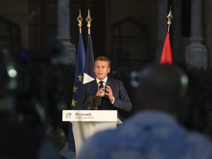 Macron: "4 Ağustos Umutsuzluğa Çarpan Bir Yıldırım Gibiydi"