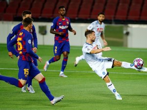 Cüneyt Çakır’ın Yönettiği Maçta Barcelona Turladı