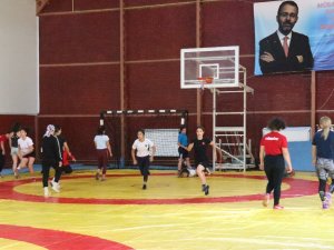 Kadın Güreş Milli Takımı Dünya Şampiyonasına Hazırlanıyor