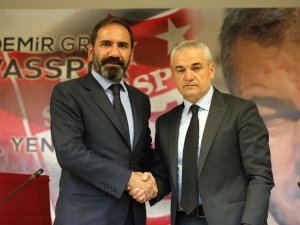 Sivasspor, Rıza Çalımbay İle Yola Devam Ediyor