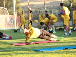 Yeni Malatyaspor 3 Arjantinli Futbolcu İle Anlaşamaya Vardı
