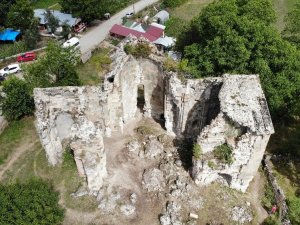 Bin 200 Yıllık Tibet Kilisesi’nin Saklı Tarihi Gün Yüzüne Çıkartılıyor