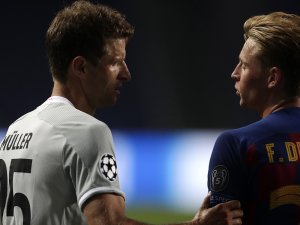 Bayern Münih 8 Golle Tur Atladı