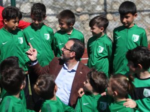 Bakan Kasapoğlu’ndan Başarılı Sporculara Yeni Müjde