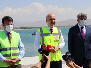 Bakan Karaismailoğlu: “Van Bölgesinde 9 Milyar Tl Civarında Proje Yapıldı”