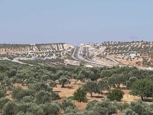 M4 Karayolunda Rus Araçlarının Geçişi Sırasında Saldırı