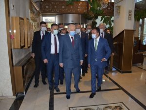 Mhp Lideri Bahçeli’den Tatvan Ziyareti