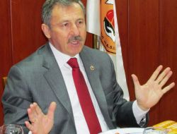 Özdağ’dan Çocukları Kaçırılan Annelerin Eylemine Destek